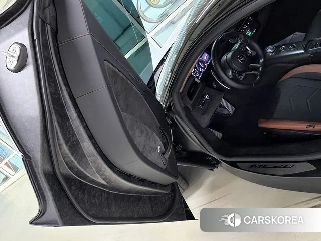 Maserati MC20 id 3865533 из Кореи 11