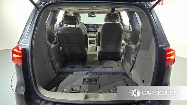 Kia The New Carnival id 4339613 из Кореи 11