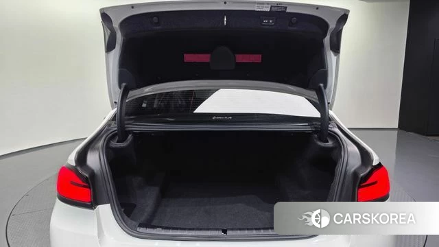 BMW 5 Series (G30) id 4349862 из Кореи 11