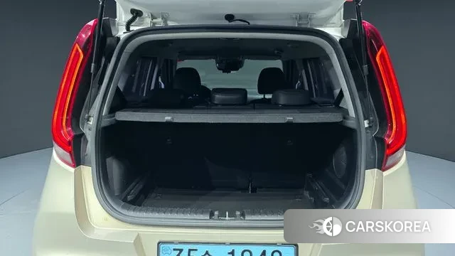 Kia Soul Booster EV id 3713768 из Кореи 11