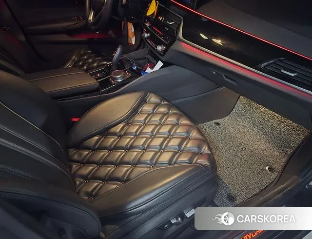 BMW 5 Series (G30) id 3499942 из Кореи 11