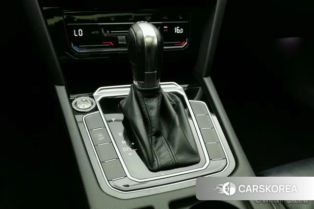 Volkswagen Magotan id 4300976 из Китая 11