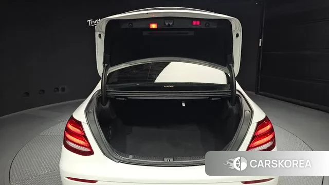 Mercedes-Benz E-Class W213 id 3356781 из Кореи 11