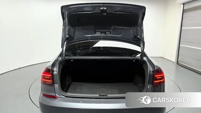 Volkswagen The New Passat id 3363020 из Кореи 11