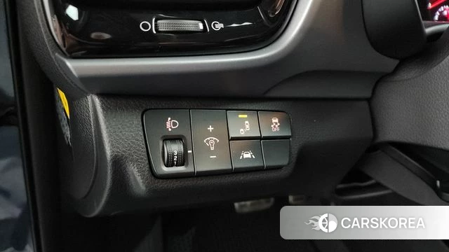 Kia Stonic id 4325612 из Кореи 11