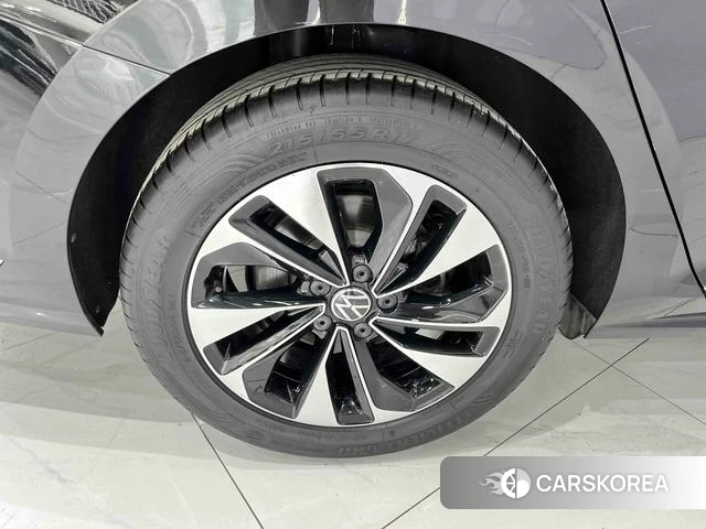 Volkswagen Passat id 4321000 из Китая 11