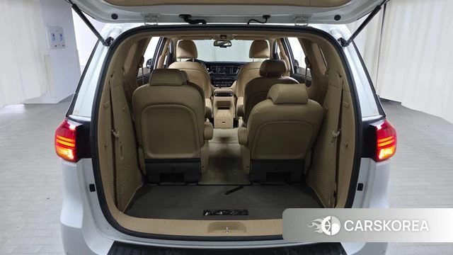 Kia All New Carnival id 4020537 из Кореи 11