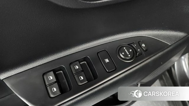 Kia Stonic id 4356959 из Кореи 11