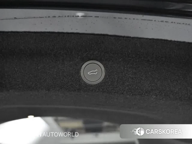 Tesla Model Y id 3477227 из Кореи 11