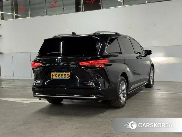 Toyota Saina id 4272904 из Китая 11