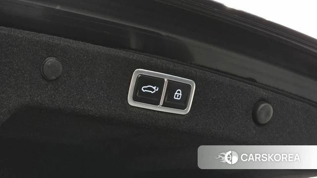 Hyundai Grandeur (GN7) id 4281365 из Кореи 11
