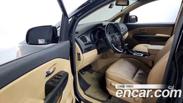 Kia The New Carnival id 2763299 из Кореи 11