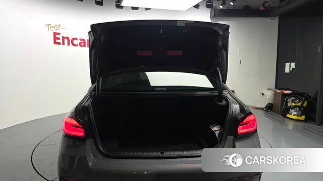 BMW 5 Series (G30) id 3865683 из Кореи 11