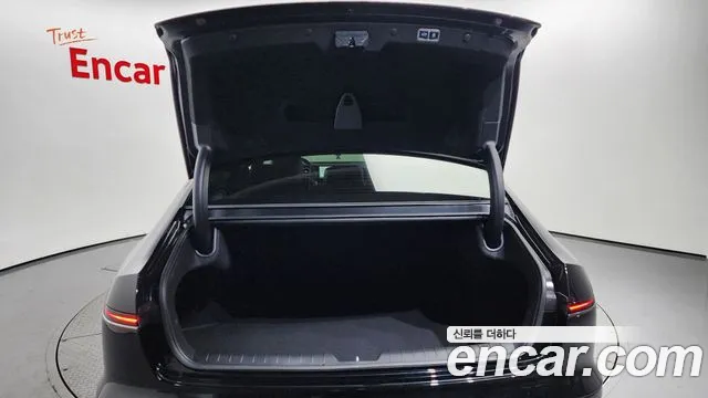 Hyundai Grandeur (GN7) id 2611728 из Кореи 11