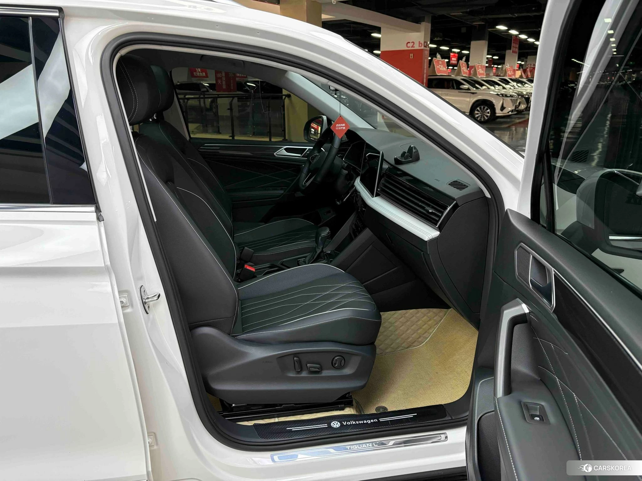 Volkswagen Tiguan L id 4441112 из Китая 11