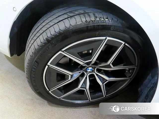 BMW 5 Series (G60) id 4349339 из Кореи 11
