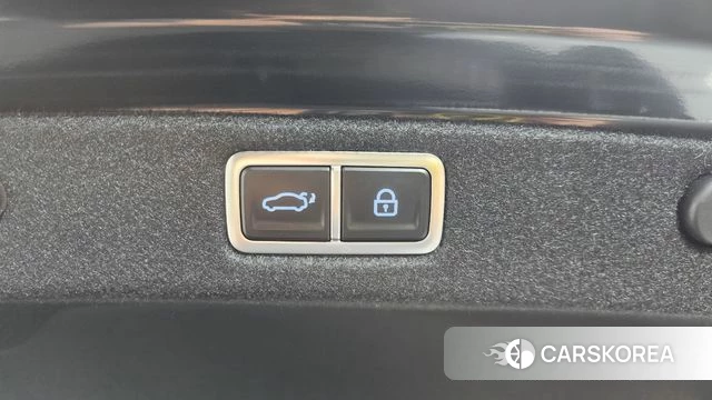 Hyundai Grandeur (GN7) id 4186177 из Кореи 11