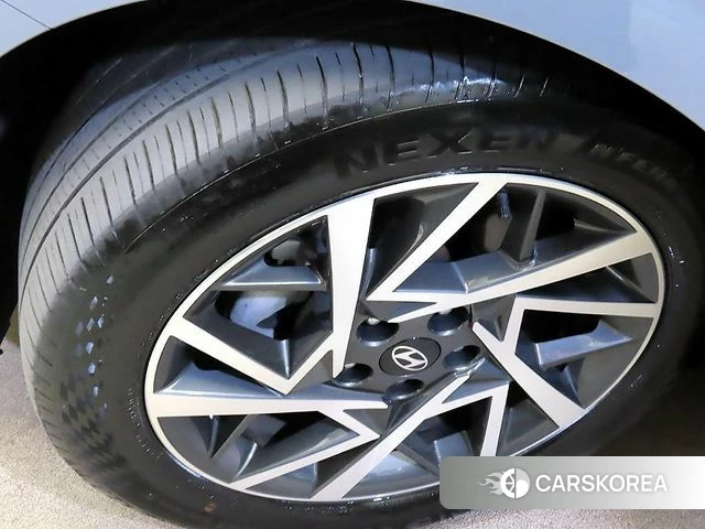 Hyundai Grandeur Hybrid (GN7) id 4691952 из Кореи 11
