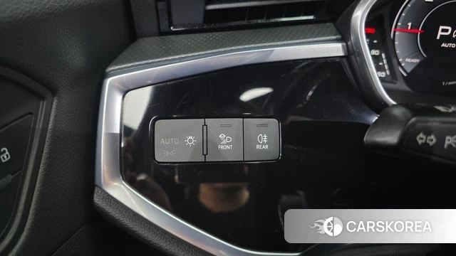 Audi Q3 (F3) id 4464621 из Кореи 11