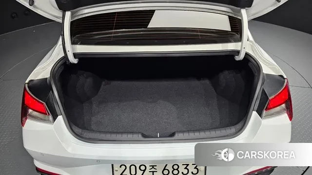 Hyundai Avante (CN7) id 2960150 из Кореи 11