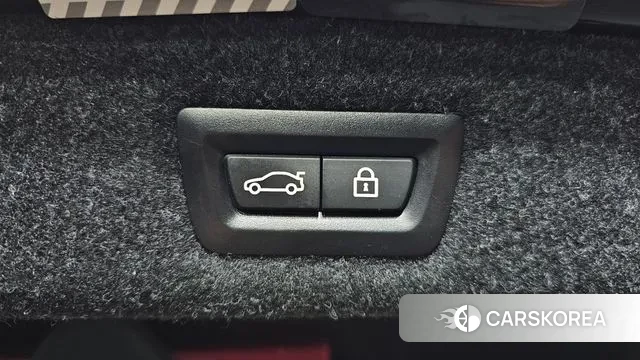 BMW 5 Series (G30) id 3508826 из Кореи 11