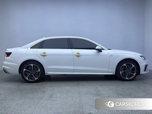 Audi A4L id 4273030 из Китая 11