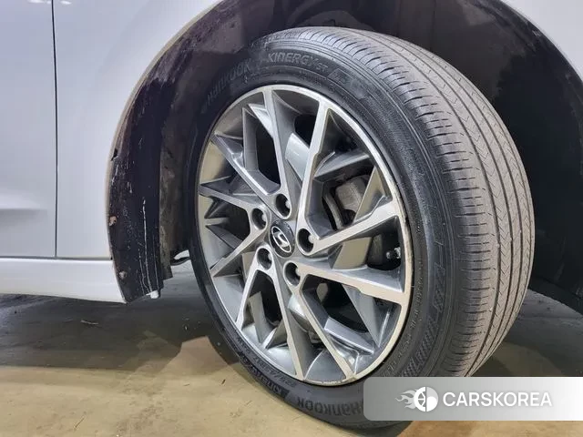 Hyundai The New Avante AD id 3578559 из Кореи 11