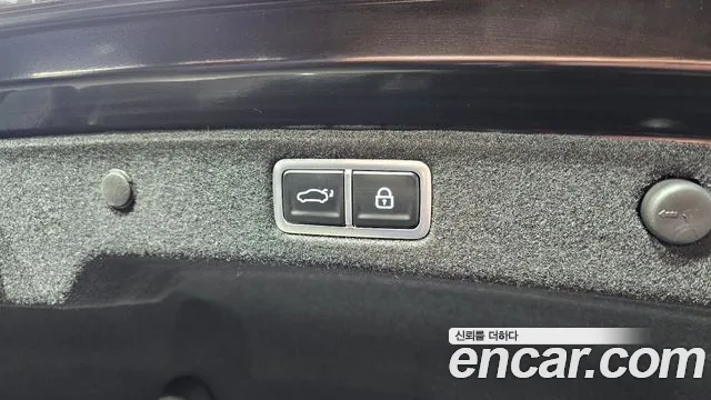 Hyundai Grandeur (GN7) id 2570827 из Кореи 11