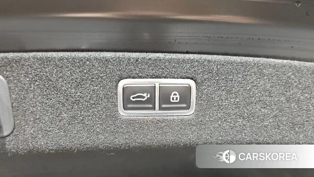 Genesis G90 (RS4) id 3590483 из Кореи 11