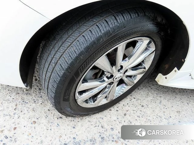 Kia The New Carnival id 4483273 из Кореи 11