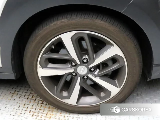 Hyundai Kona id 3018875 из Кореи 11