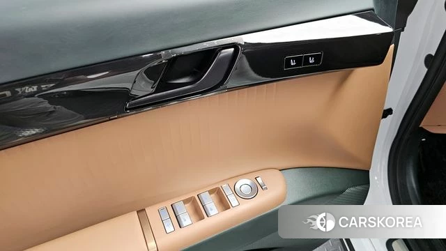 Hyundai Grandeur (GN7) id 4422406 из Кореи 11