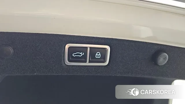 Hyundai Grandeur (GN7) id 3471990 из Кореи 11