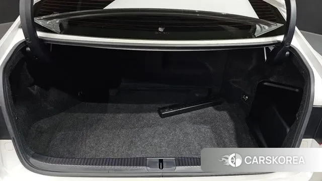 Lexus New ES300h id 3761451 из Кореи 11