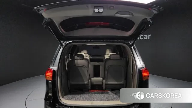 Kia All New Carnival id 3445138 из Кореи 11