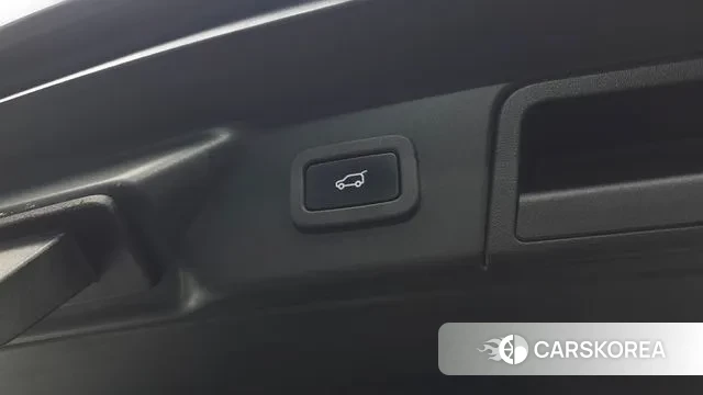 Land Rover Range Rover Velar id 3474620 из Кореи 11