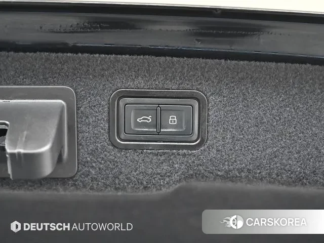 Audi A8 (D5) id 3707846 из Кореи 11