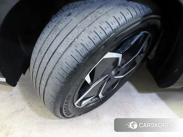 Hyundai Ionic 5 id 3343596 из Кореи 11