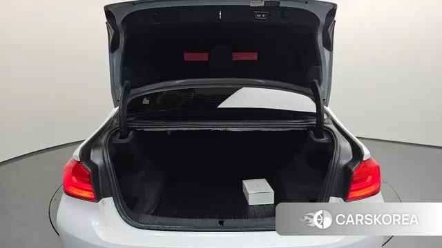 BMW 5 Series (G30) id 3530748 из Кореи 11