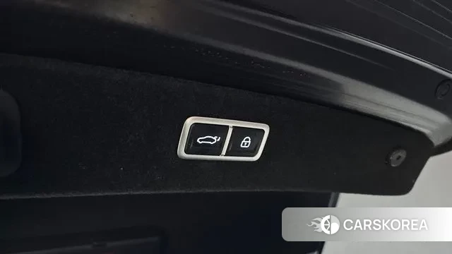 Genesis G90 (RS4) id 3431938 из Кореи 11