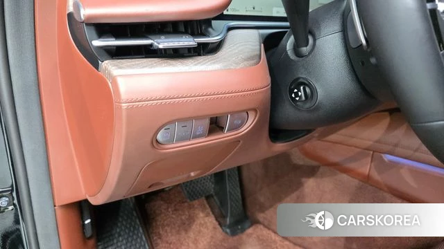 Genesis G90 (RS4) id 4702094 из Кореи 11