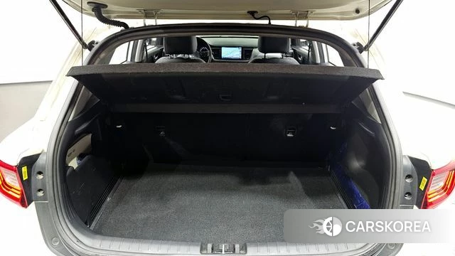 Kia Stonic id 4188679 из Кореи 11