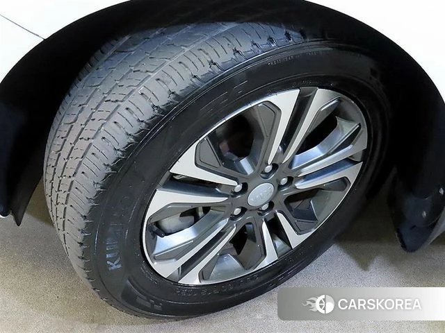 Kia The New Carnival id 4502710 из Кореи 11