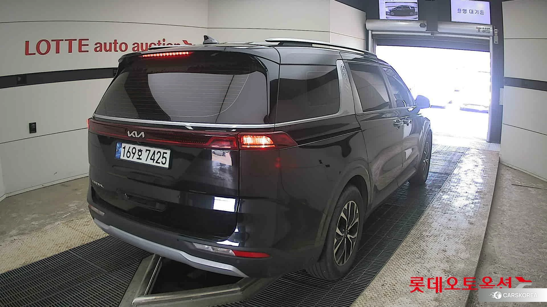 Kia Carnival id 4289575 из Кореи 11