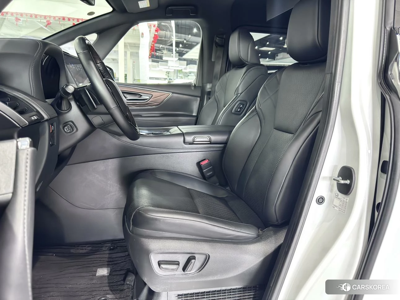 Toyota Elfa id 4407442 из Китая 11