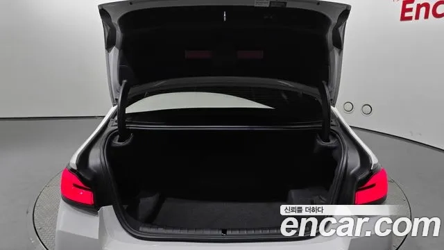 BMW 5 Series (G30) id 2949399 из Кореи 11