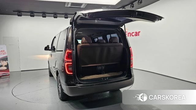 Hyundai The New Grand Starex id 3873725 из Кореи 11