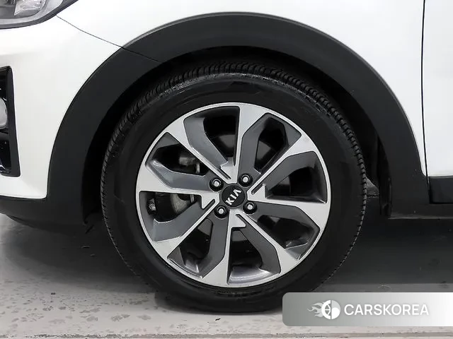 Kia Stonic id 3541175 из Кореи 11