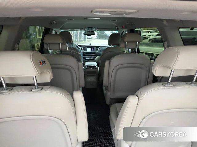 Kia The New Carnival id 4255202 из Кореи 11