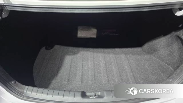 Hyundai Avante AD id 3845590 из Кореи 11